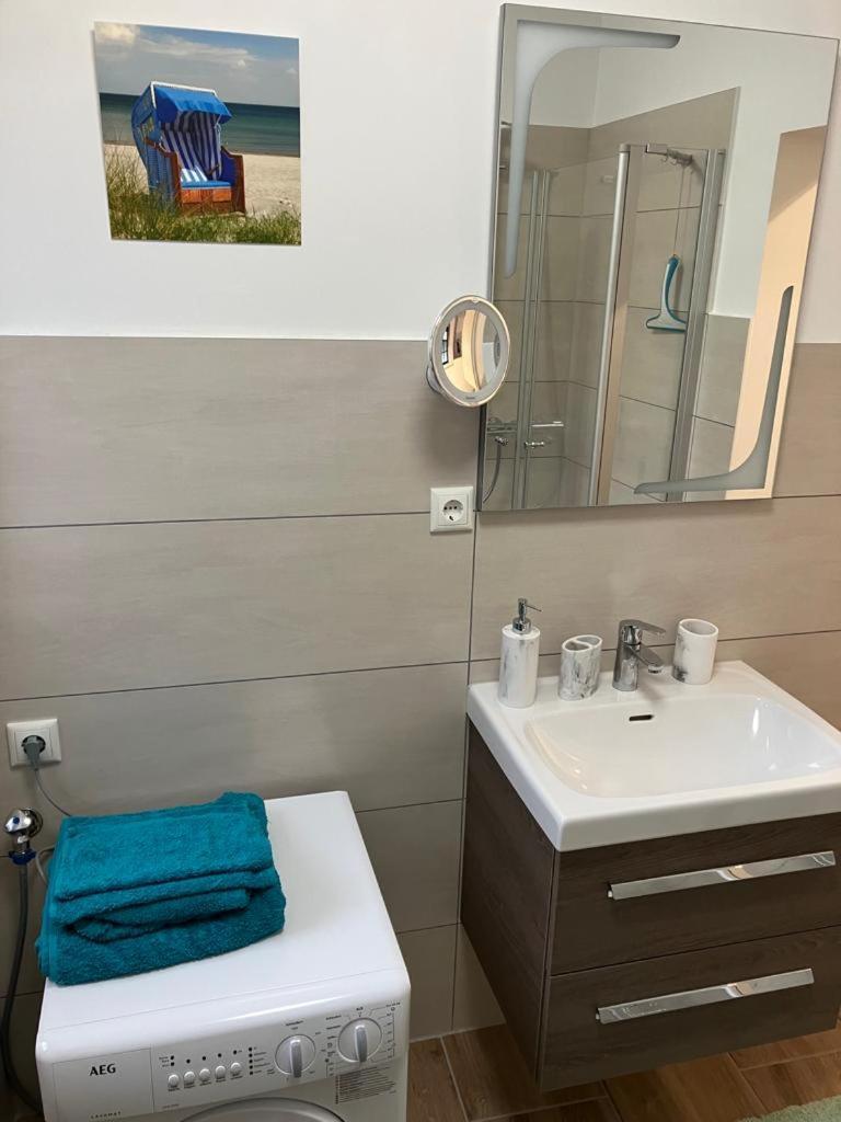 Grosse 4 Sterne Ferienwohnung Beim Boddenstrand Sundhagen-Niederhof Екстериор снимка